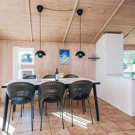 Seaside Haven With Open Terrace Sønder Bjert