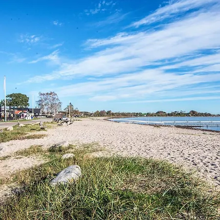 Casa de Férias Seaside Haven With Open Terrace *
