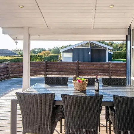 Seaside Haven With Open Terrace * Sonder Bjert