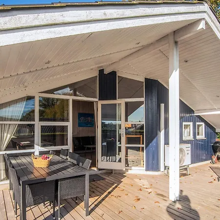 Seaside Haven With Open Terrace * Sønder Bjert