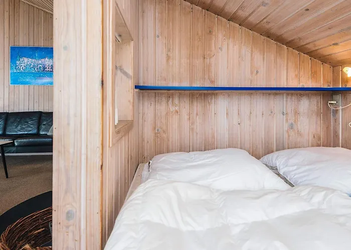 Seaside Haven With Open Terrace בית נופש Sønder Bjert